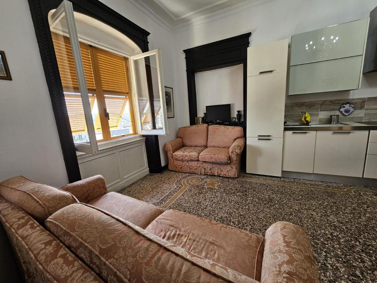 Antiche Memorie-Eleganza E Confort In Centro Citta Генуя Экстерьер фото